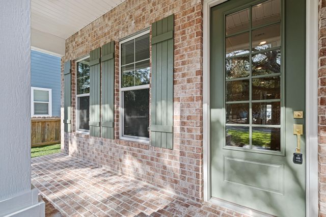 108 Meigs Drive, Shalimar, FL 32579