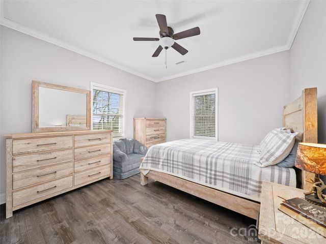 111 Wipprecht Drive, Spruce Pine, NC 28777