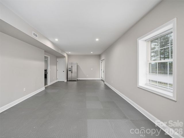 111 Wipprecht Drive, Spruce Pine, NC 28777