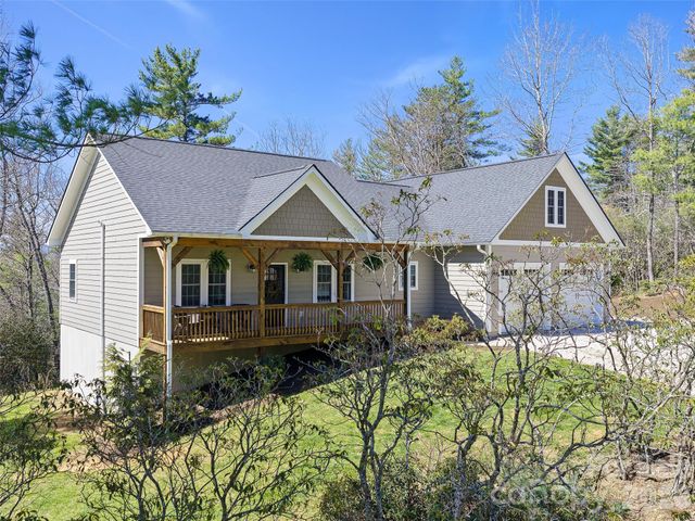 111 Wipprecht Drive, Spruce Pine, NC 28777