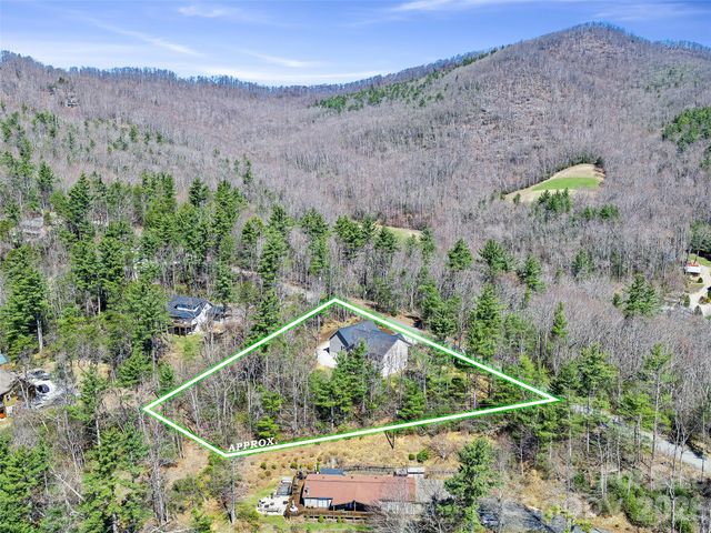111 Wipprecht Drive, Spruce Pine, NC 28777