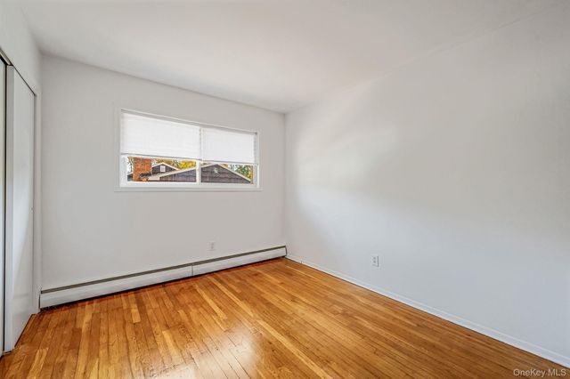 23 Princeton Drive, Dix Hills, NY 11746