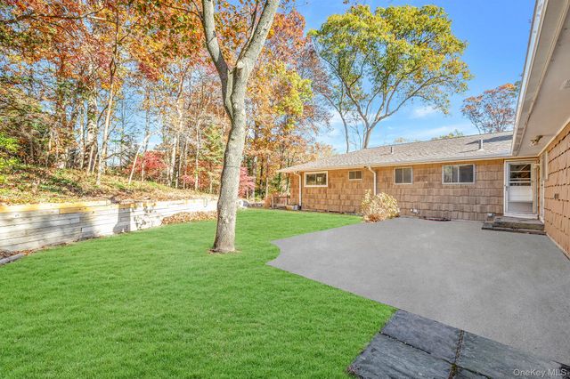 23 Princeton Drive, Dix Hills, NY 11746