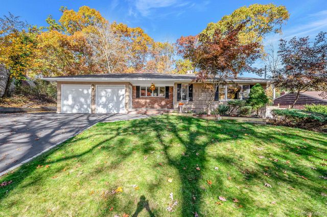 23 Princeton Drive, Dix Hills, NY 11746