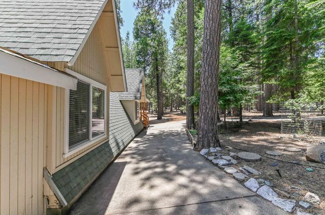 26476 Spring Rd, Pioneer, CA 95666
