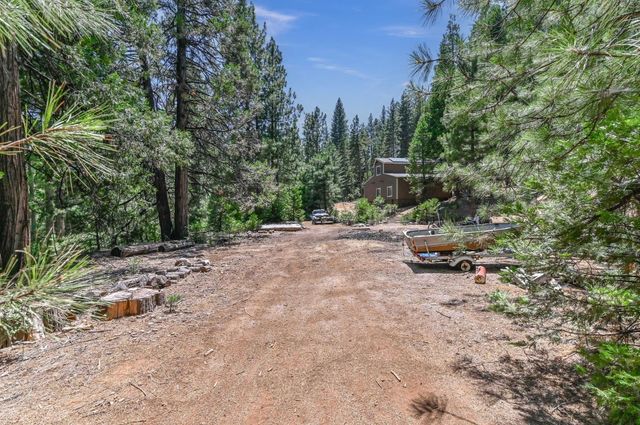 26476 Spring Rd, Pioneer, CA 95666