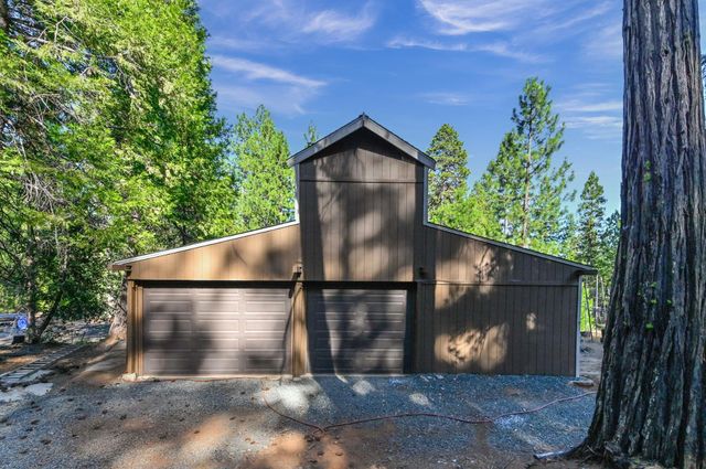 26476 Spring Rd, Pioneer, CA 95666