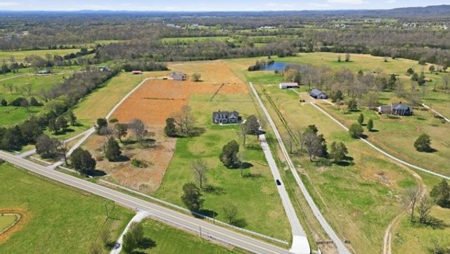 4740 Eagleville Pike, Chapel Hill, TN 37034