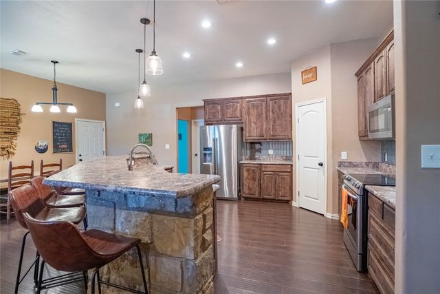 4600 County Road 906, Godley, TX 76044