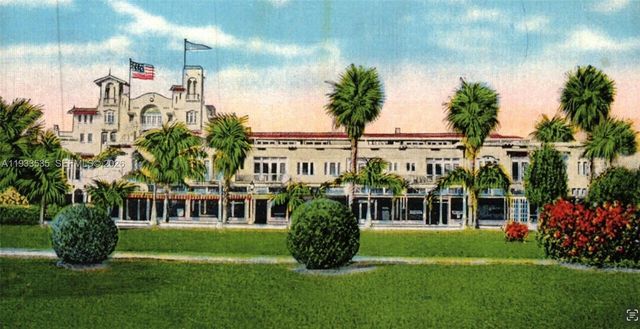 65 S Palm Avenue 1503, Sarasota, FL 34236