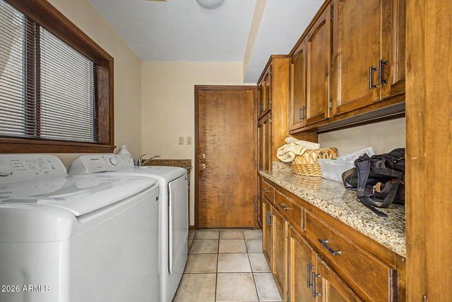 7394 E BUENA TERRA Way, Scottsdale, AZ 85250