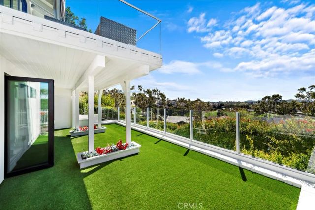 17 Monaco 12, Newport Beach, CA 92660