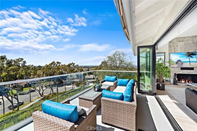 17 Monaco 12, Newport Beach, CA 92660