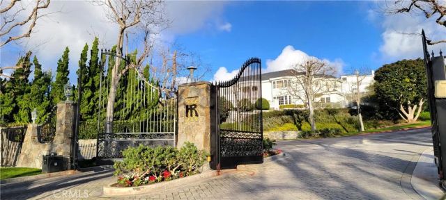 17 Monaco 12, Newport Beach, CA 92660