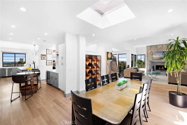 17 Monaco 12, Newport Beach, CA 92660