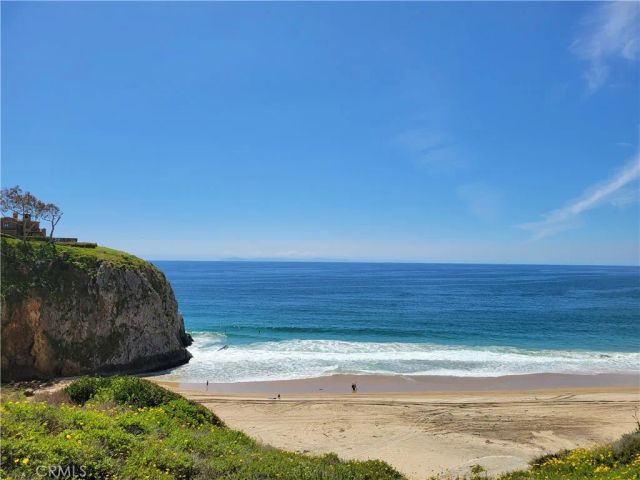 17 Monaco 12, Newport Beach, CA 92660