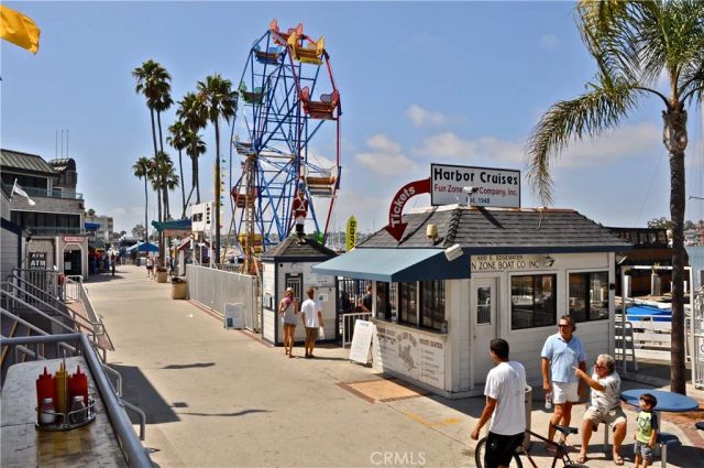 17 Monaco 12, Newport Beach, CA 92660