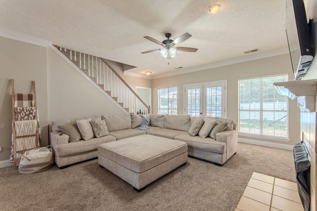 915 Clifftview Rd, Bolivar, TN 38008