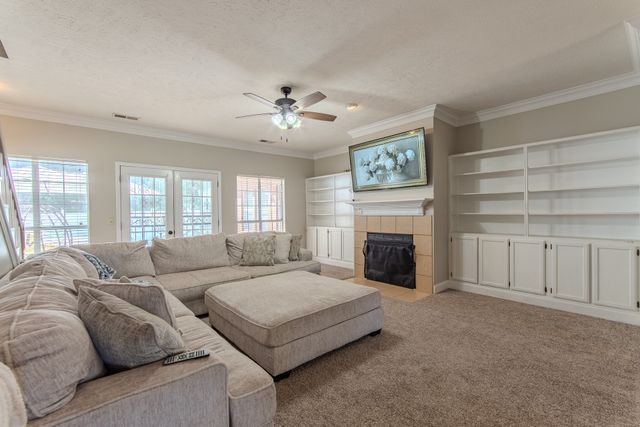 915 Clifftview Rd, Bolivar, TN 38008