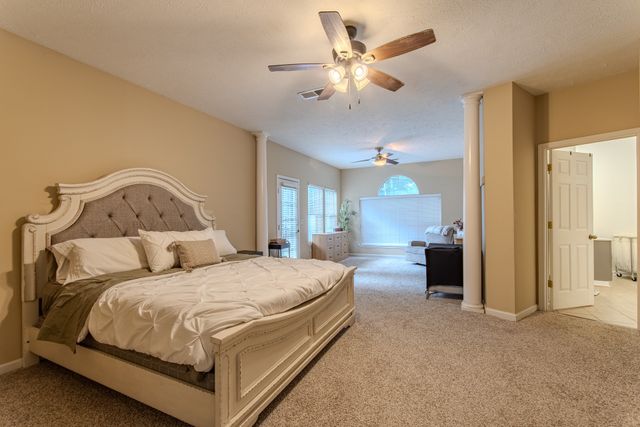 915 Clifftview Rd, Bolivar, TN 38008