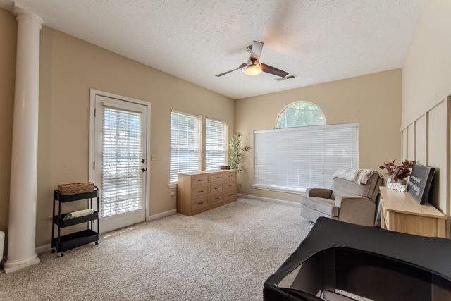 915 Clifftview Rd, Bolivar, TN 38008