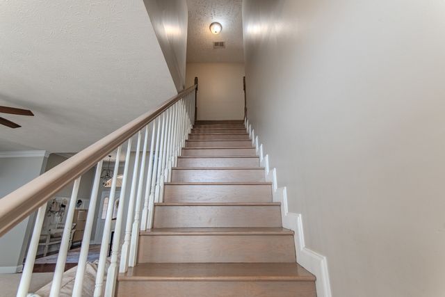 915 Clifftview Rd, Bolivar, TN 38008