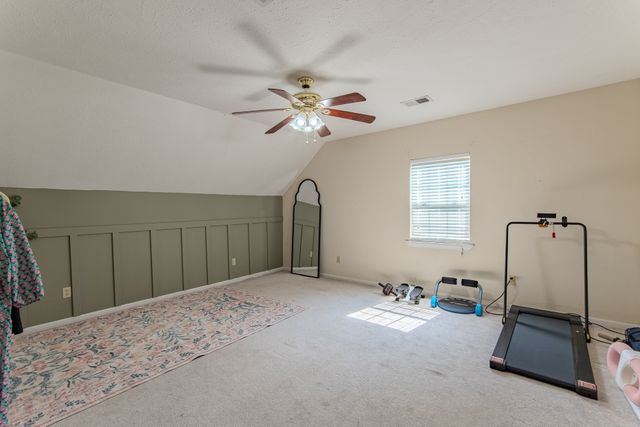 915 Clifftview Rd, Bolivar, TN 38008