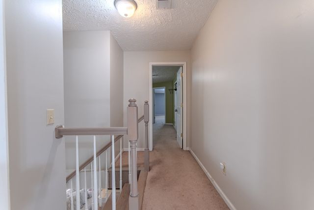 915 Clifftview Rd, Bolivar, TN 38008