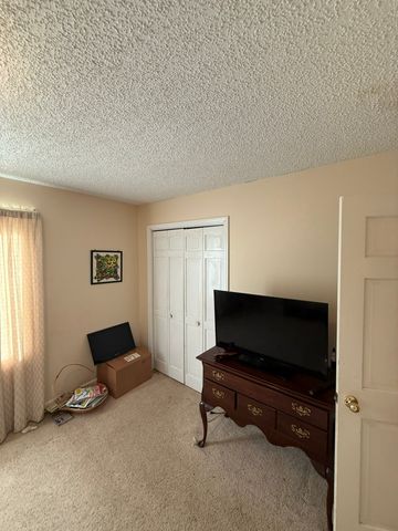 353 Golf Club Rd, Mcminnville, TN 37110