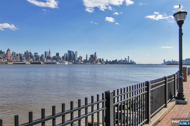 24 Ave At Port Imperial 304, West New York, NJ 07093