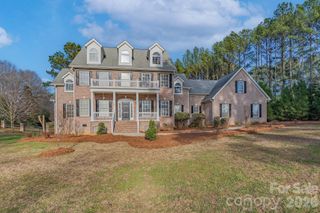 803 Land Grant Court, York, SC 29745