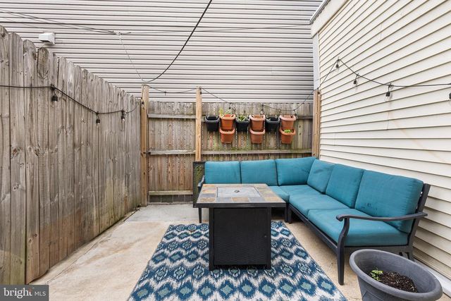2625 SEPVIVA ST, Philadelphia, PA 19125