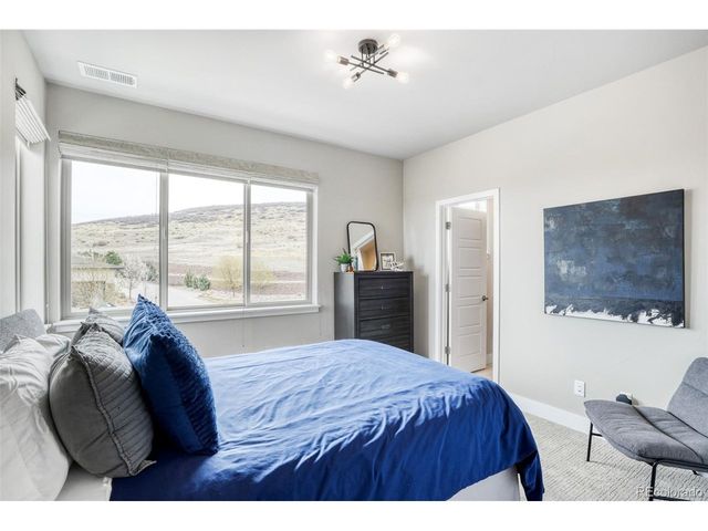 10491 N Sky Dr, Lone Tree, CO 80124