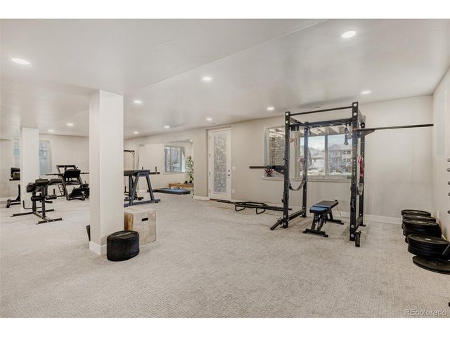 10491 N Sky Dr, Lone Tree, CO 80124