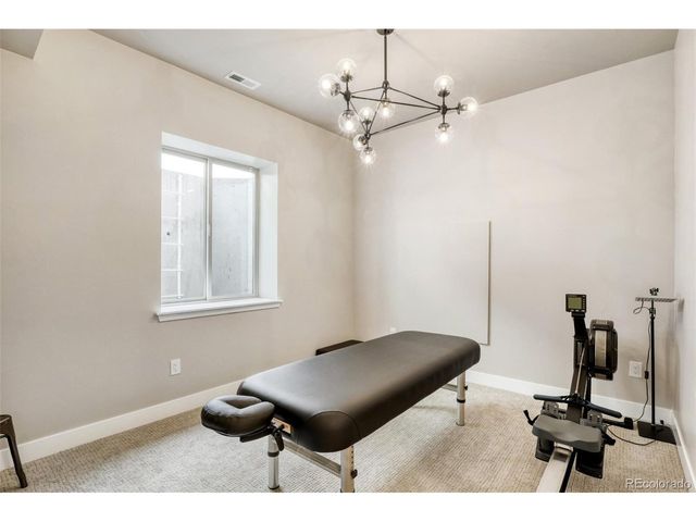 10491 N Sky Dr, Lone Tree, CO 80124