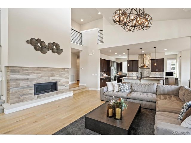 10491 N Sky Dr, Lone Tree, CO 80124