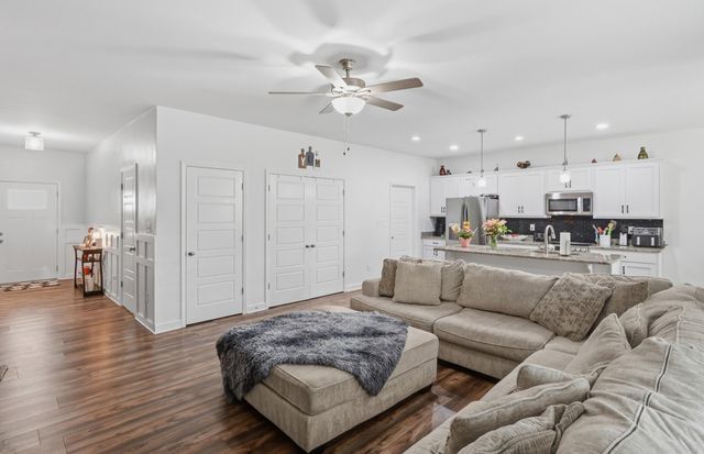 148 Brittany Lane, Georgetown, KY 40324