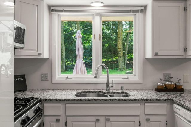 14641 Crestview Lane, Minnetonka, MN 55345
