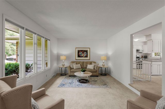 14641 Crestview Lane, Minnetonka, MN 55345