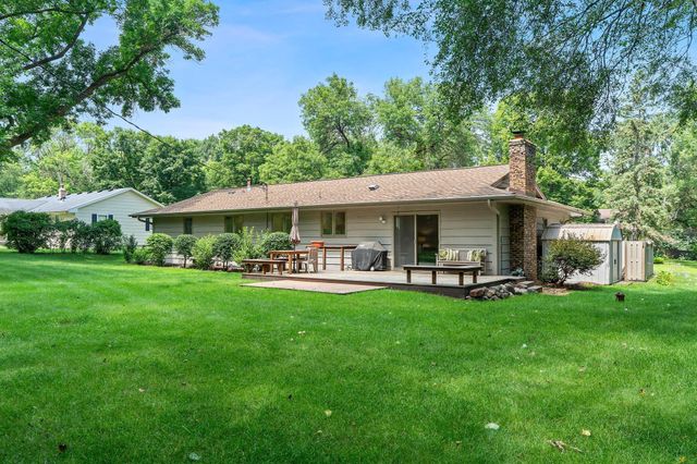 14641 Crestview Lane, Minnetonka, MN 55345