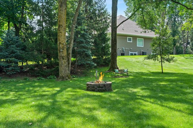 14641 Crestview Lane, Minnetonka, MN 55345