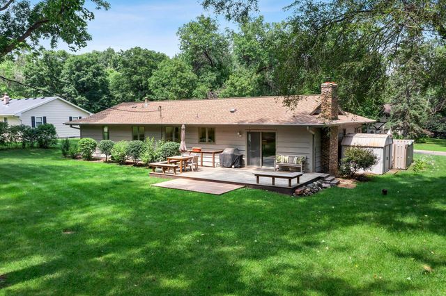 14641 Crestview Lane, Minnetonka, MN 55345