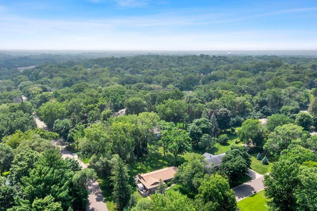 14641 Crestview Lane, Minnetonka, MN 55345