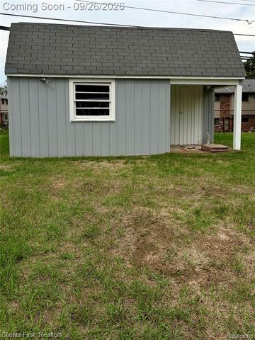 34652 Parkgrove Avenue, Westland, MI 48185