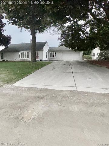 34652 Parkgrove Avenue, Westland, MI 48185