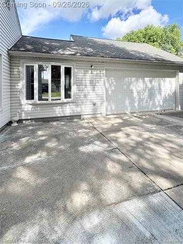 34652 Parkgrove Avenue, Westland, MI 48185