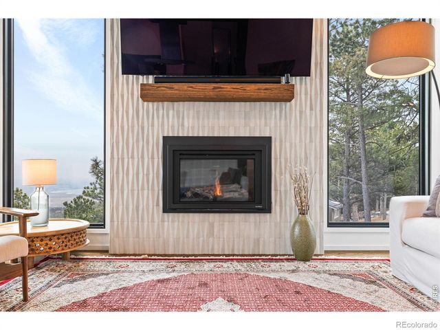 93 Hawk Lane, Boulder, CO 80304