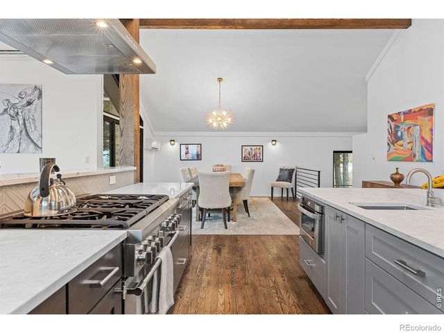 93 Hawk Lane, Boulder, CO 80304