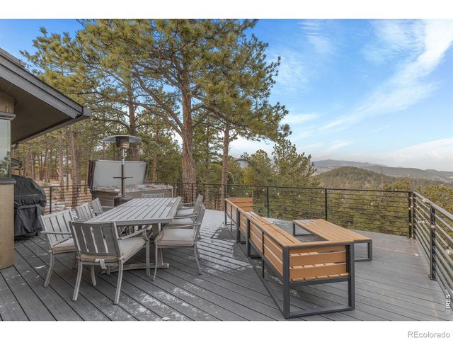 93 Hawk Lane, Boulder, CO 80304