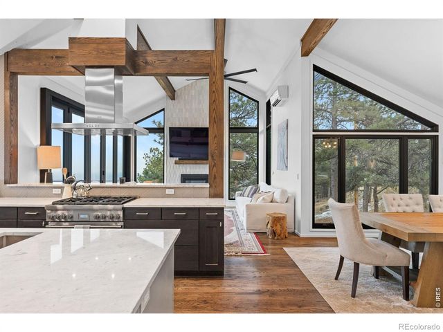 93 Hawk Lane, Boulder, CO 80304